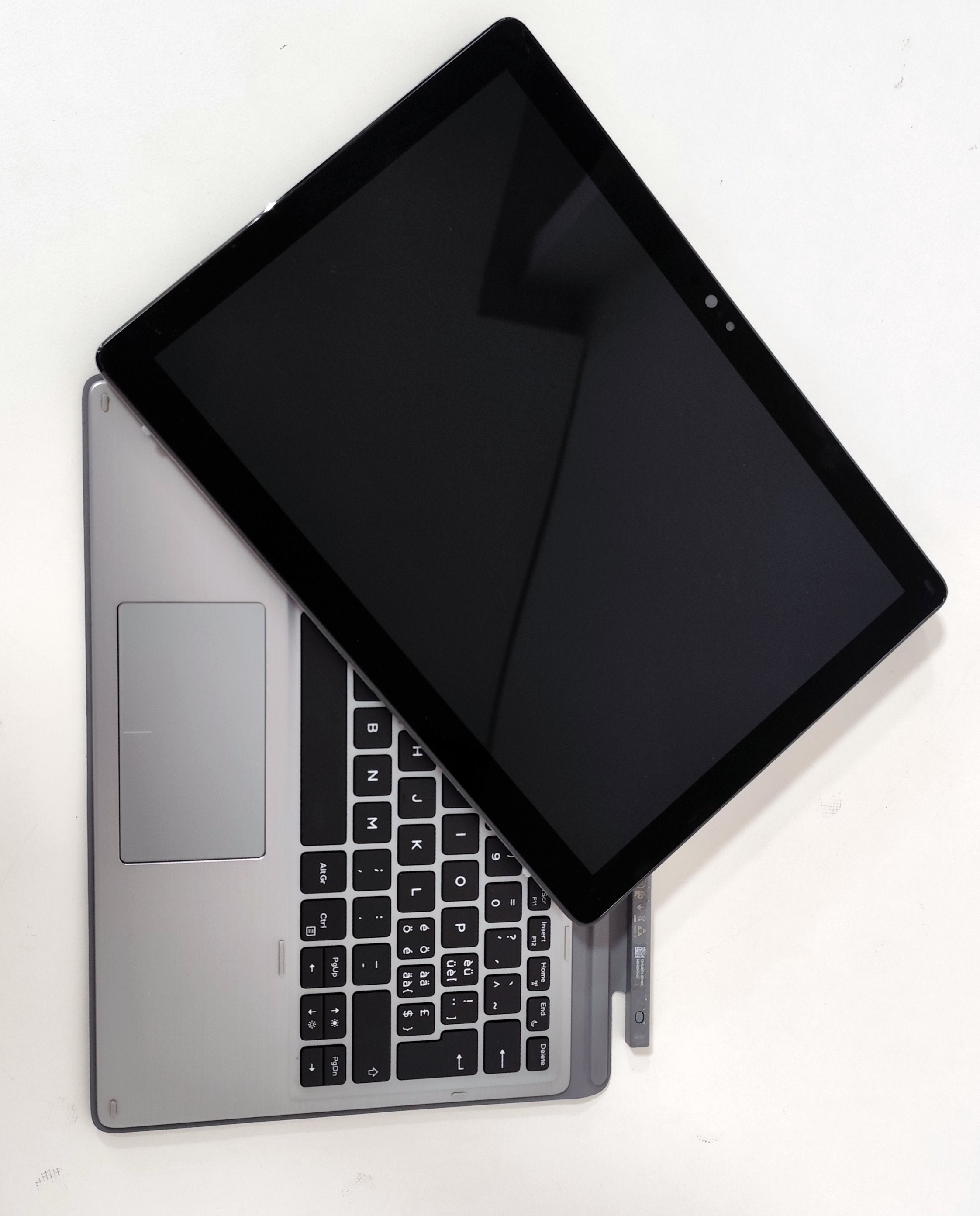 DELL Latitude 7200 2-in-1 13 DELL Latitude 7200 2-in-1 13